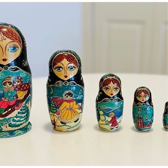 Vintage Hand Painted Nesting Dolls Signed - Picture 7 of 14